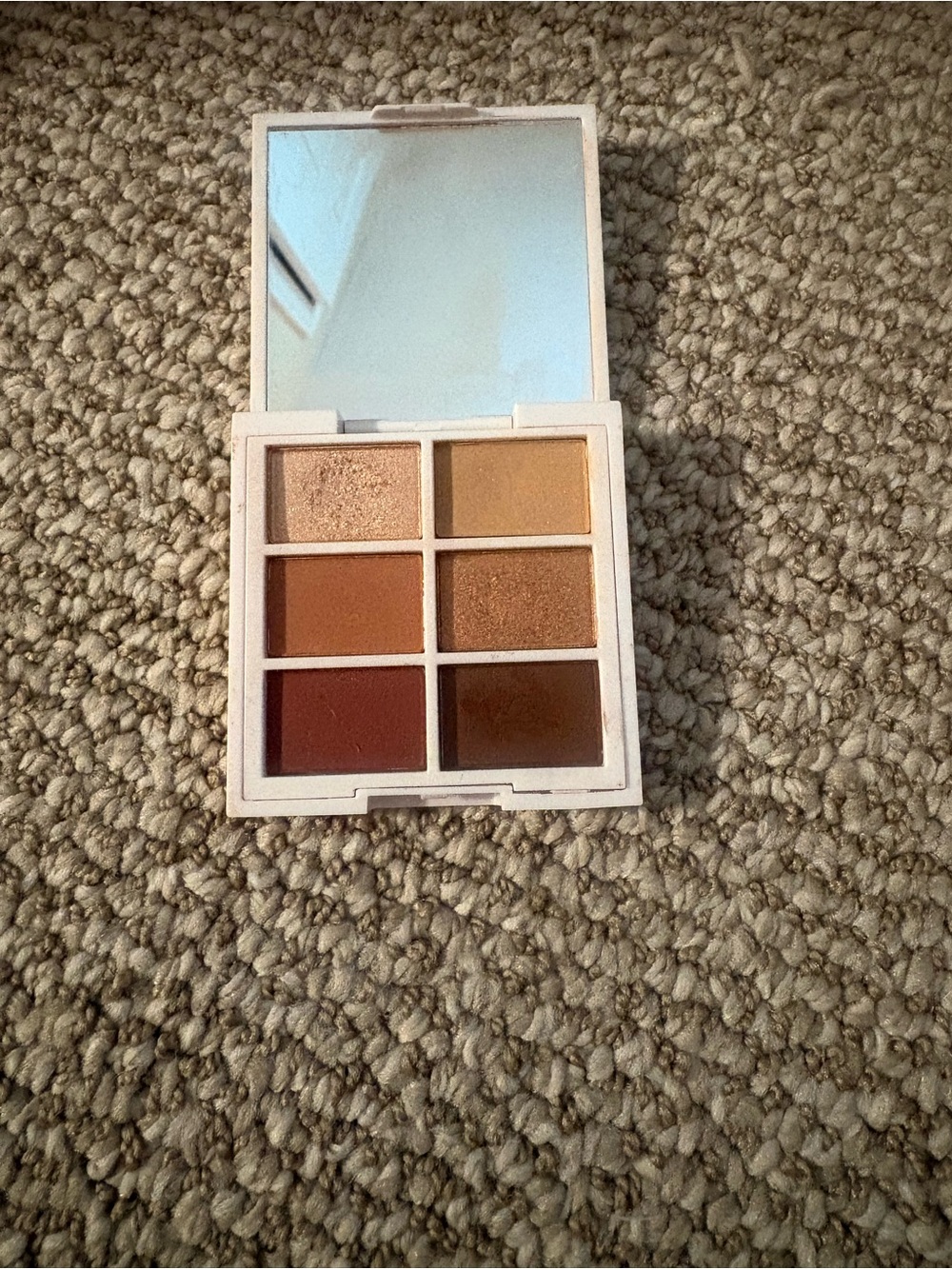 ILIA Neutral Warm Eyeshadow Palette - 9-Shade Compact